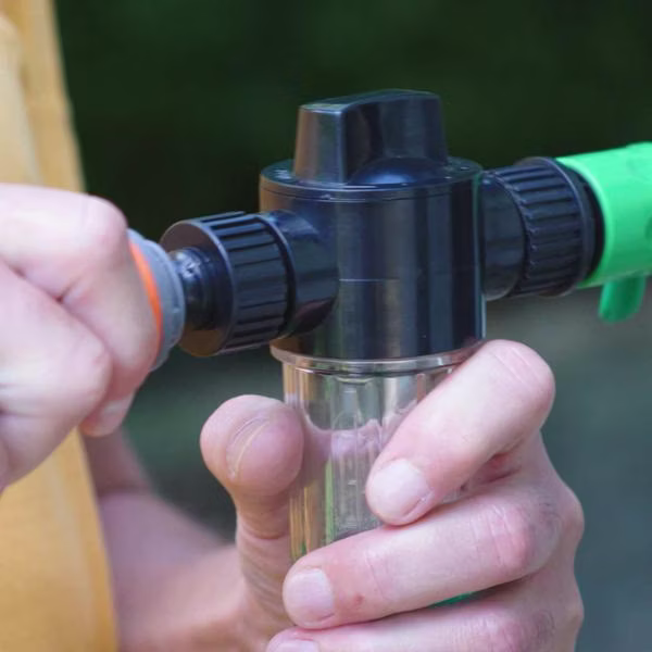 Hammersmith AquaClean Deluxe - телескопическая водяная щётка 2-в-1 с аксессуарами Hammersmith AquaClean Deluxe - телескопическая водяная щётка 2-в-1 с аксессуарами