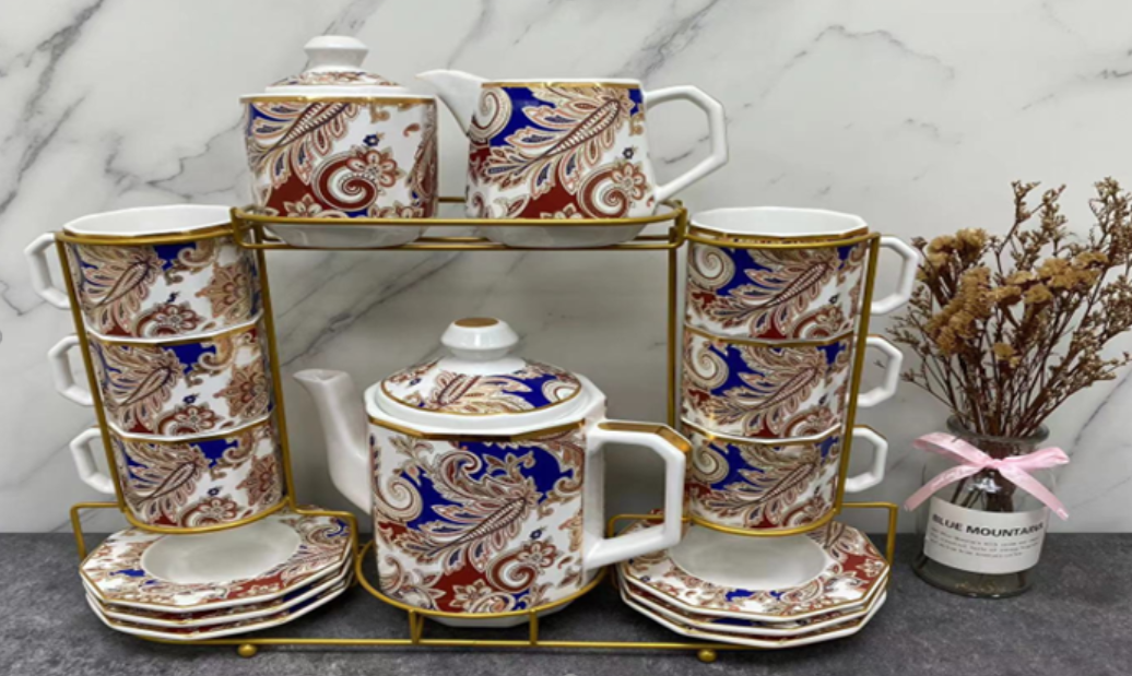 Набор посуды из фарфора "Цветочная рапсодия"