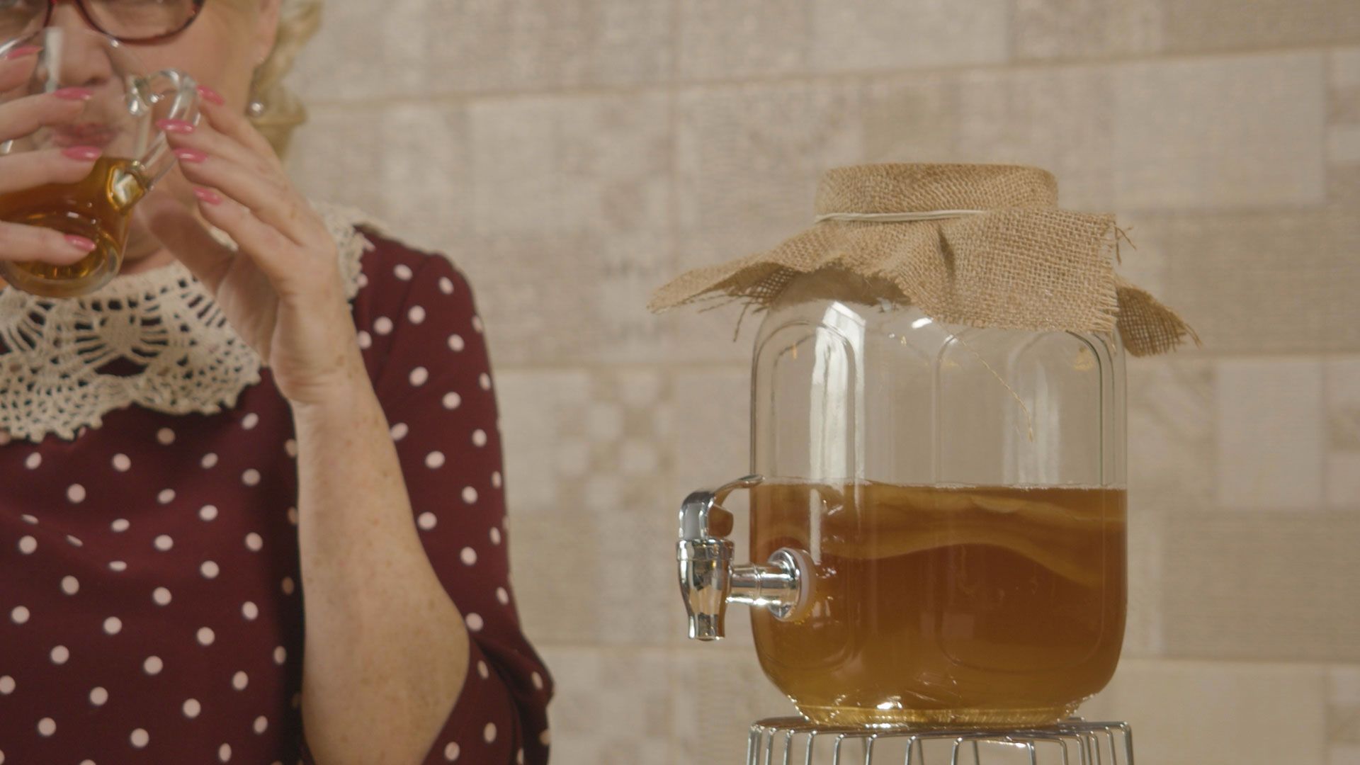 Kombucha (Teepilz) + Glas mit Spender